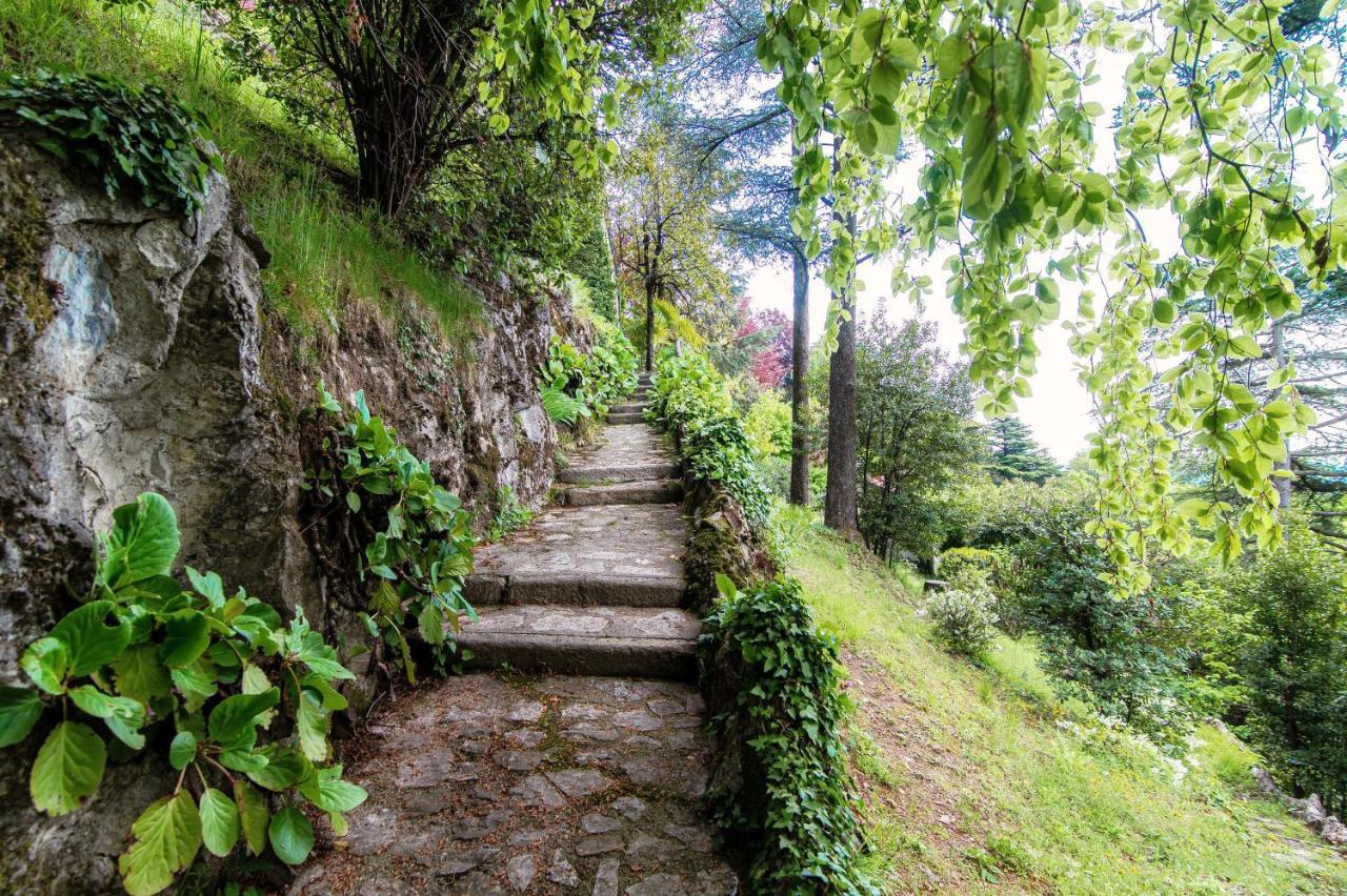 Villa I Tigli - By Myhomeincomo Brunate Exterior foto